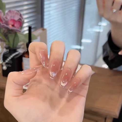 春日多巴胺纯手工穿戴甲高级感轻奢爆闪鎏金蝴蝶香槟色美甲