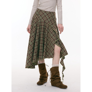 半身裙女 秋冬绿棕撞色格纹不规则下摆中长款 ziziFei 绿野仙踪