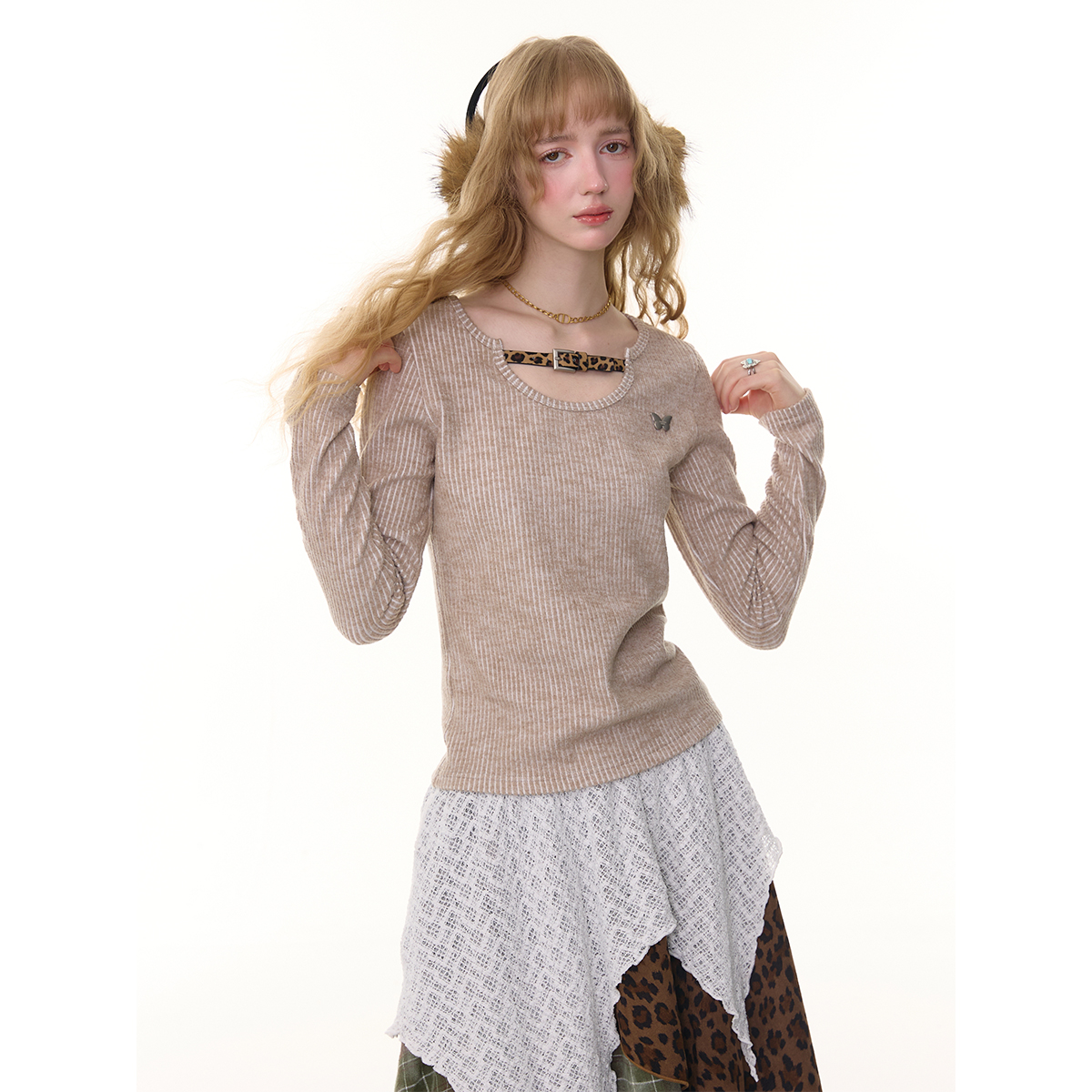 ziziFei秋冬美式设计感修身显瘦上衣豹纹扣领长袖T恤针织打底衫女