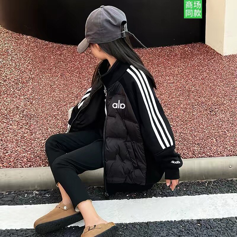 奥莱女童秋冬款外套中大童休闲洋气拼接羽绒服薄2026新款条纹内胆