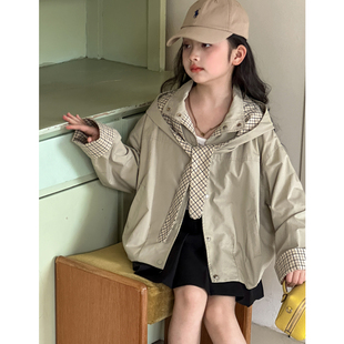 女童外套春装2026新款女大童春季风衣初中生春秋款超好看连帽上衣