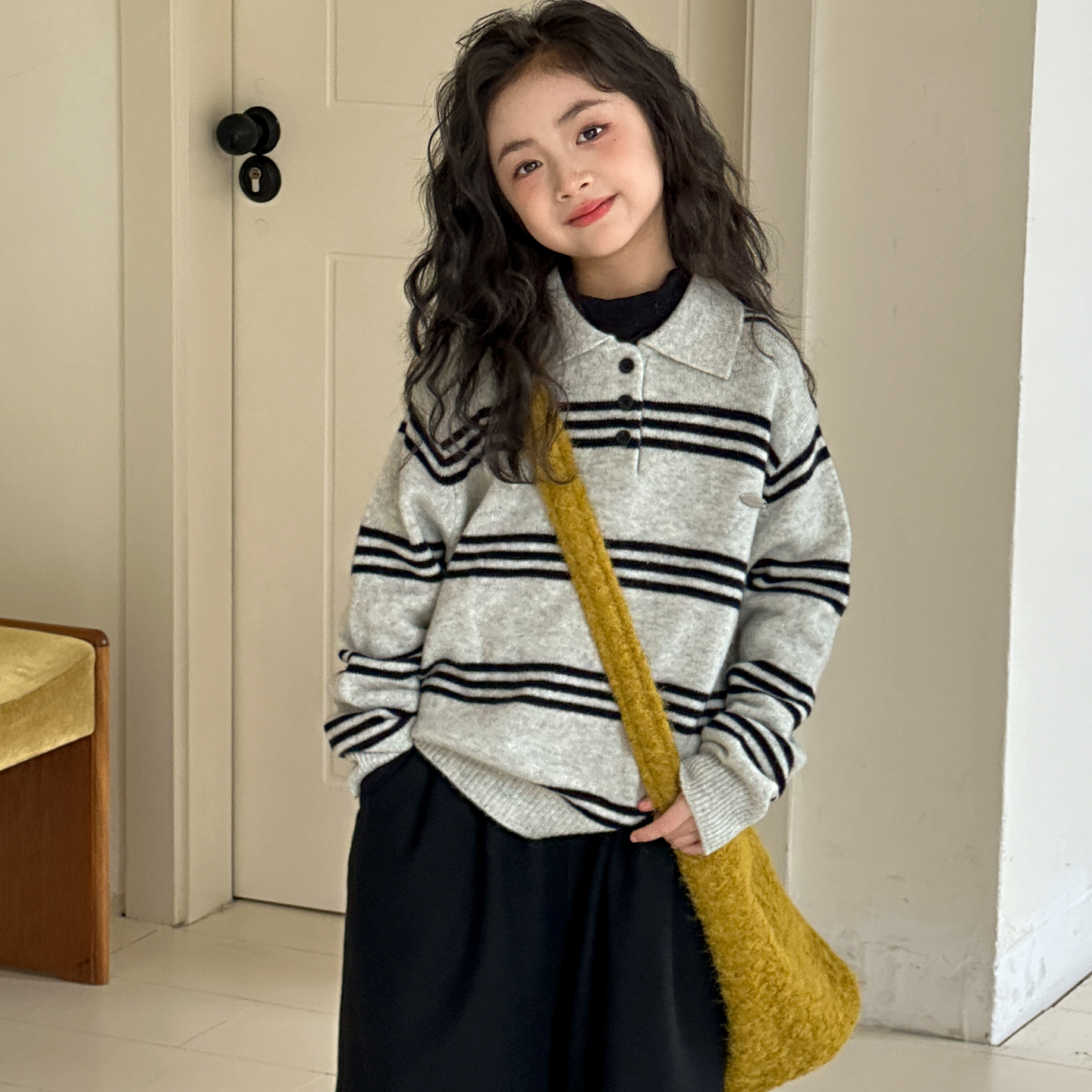 女童毛衣秋装2025新款儿童超好看慵懒风上衣女大童装今年流行爆款