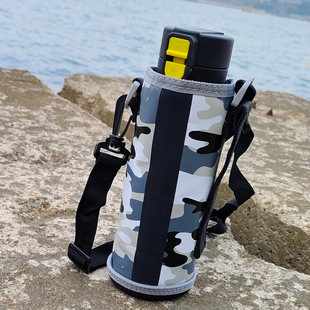 700ml通用斜跨手提户外杯套 保温杯杯套硬底防撞杯袋600 微疵