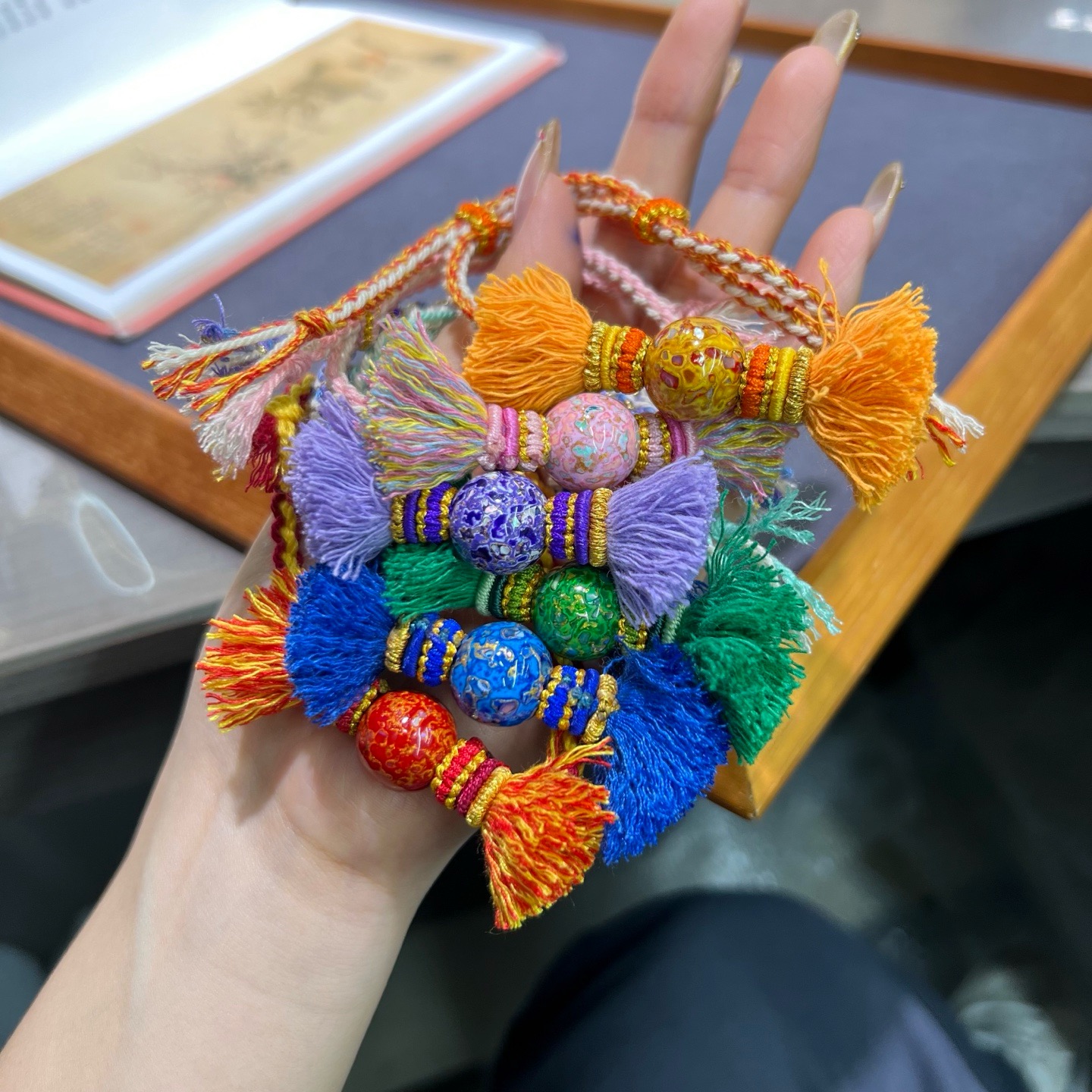 万圣节纯手工编织糖果手串女15mm左右可调节彩色精美可爱手绳礼物