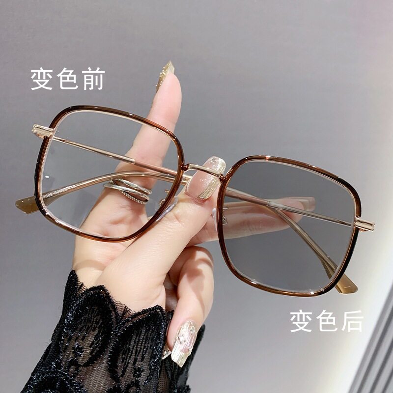 变色方形眼镜时尚防蓝光近视镜大框高级感欧美风男女学生近视眼镜
