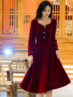 大码敬酒服新娘秋冬酒红色长袖丝绒结婚订婚回门礼服胖MM显瘦气质