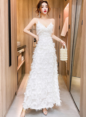 白色生日晚礼服裙女2025年新款气质宴会高贵主持人长款吊带连衣裙