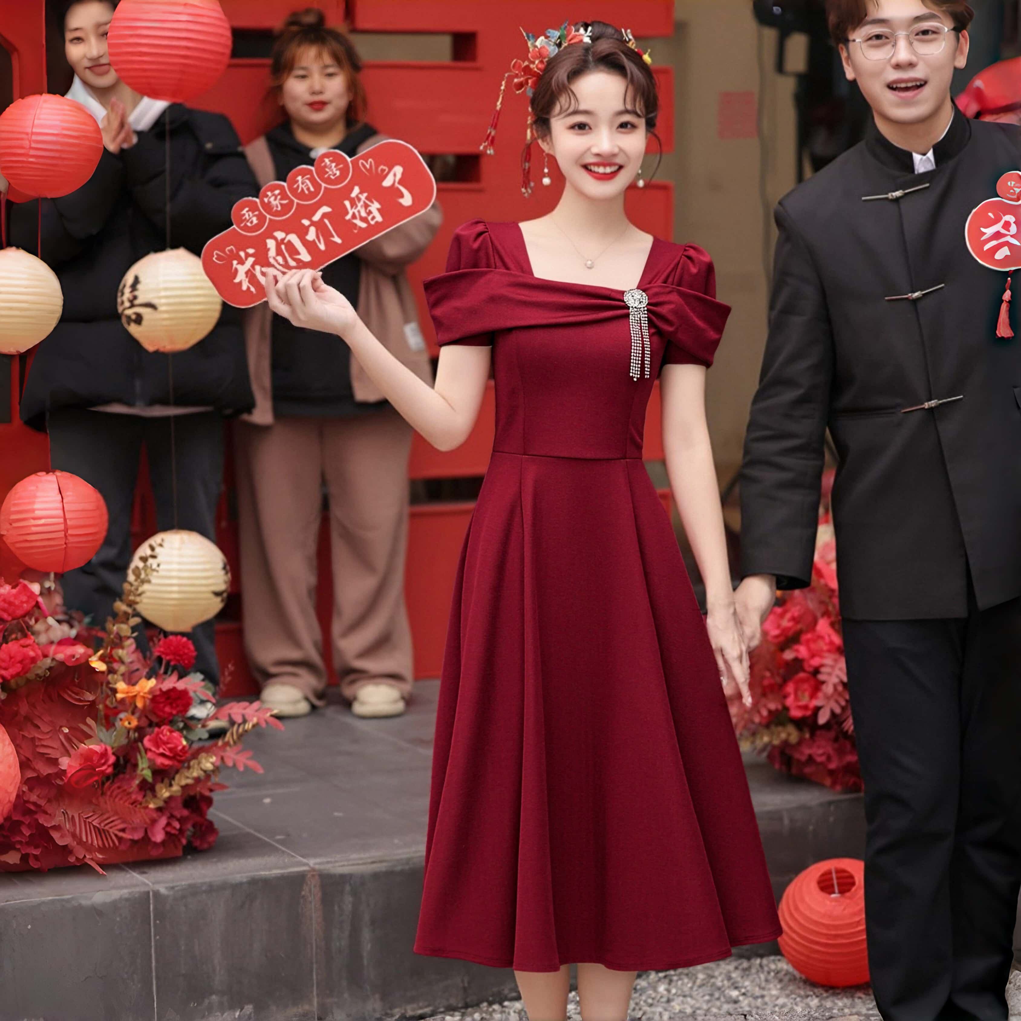 红色敬酒服新娘结婚订婚礼服2026新款连衣裙日常可穿小个子连衣裙