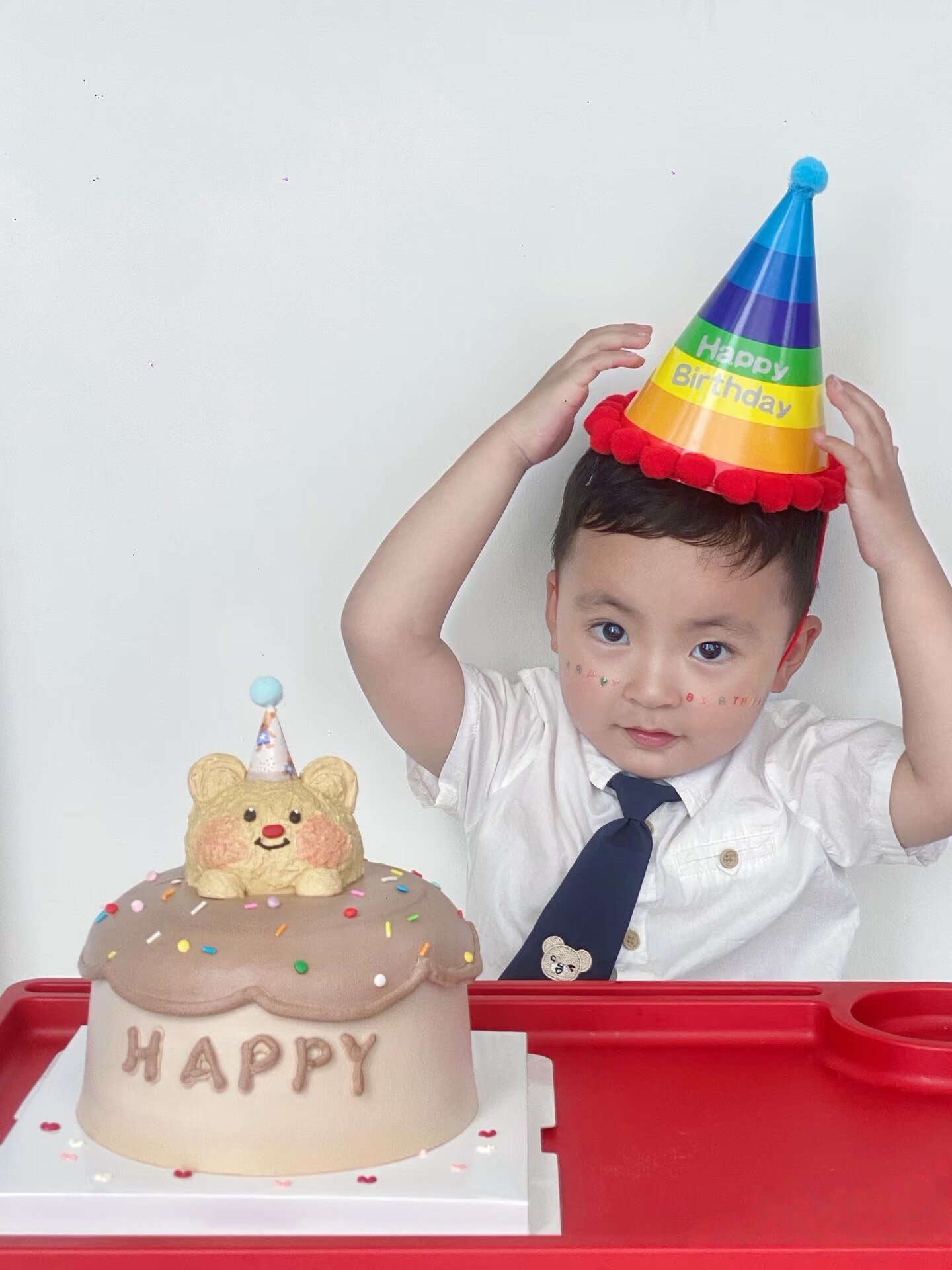 生日帽儿童男童毛球蛋糕装饰帽子派对彩虹成人款烘焙宝宝周岁皇冠