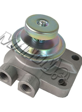 KOMATSU叉车 柴油手油泵上盖适用4D95S-W\6D95发动机