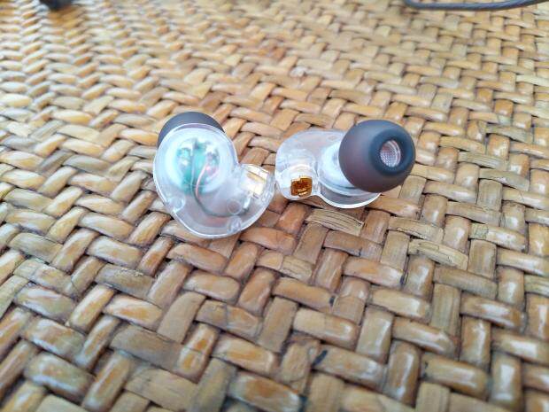 老猫福利耳机DIY入耳式耳机IE80S