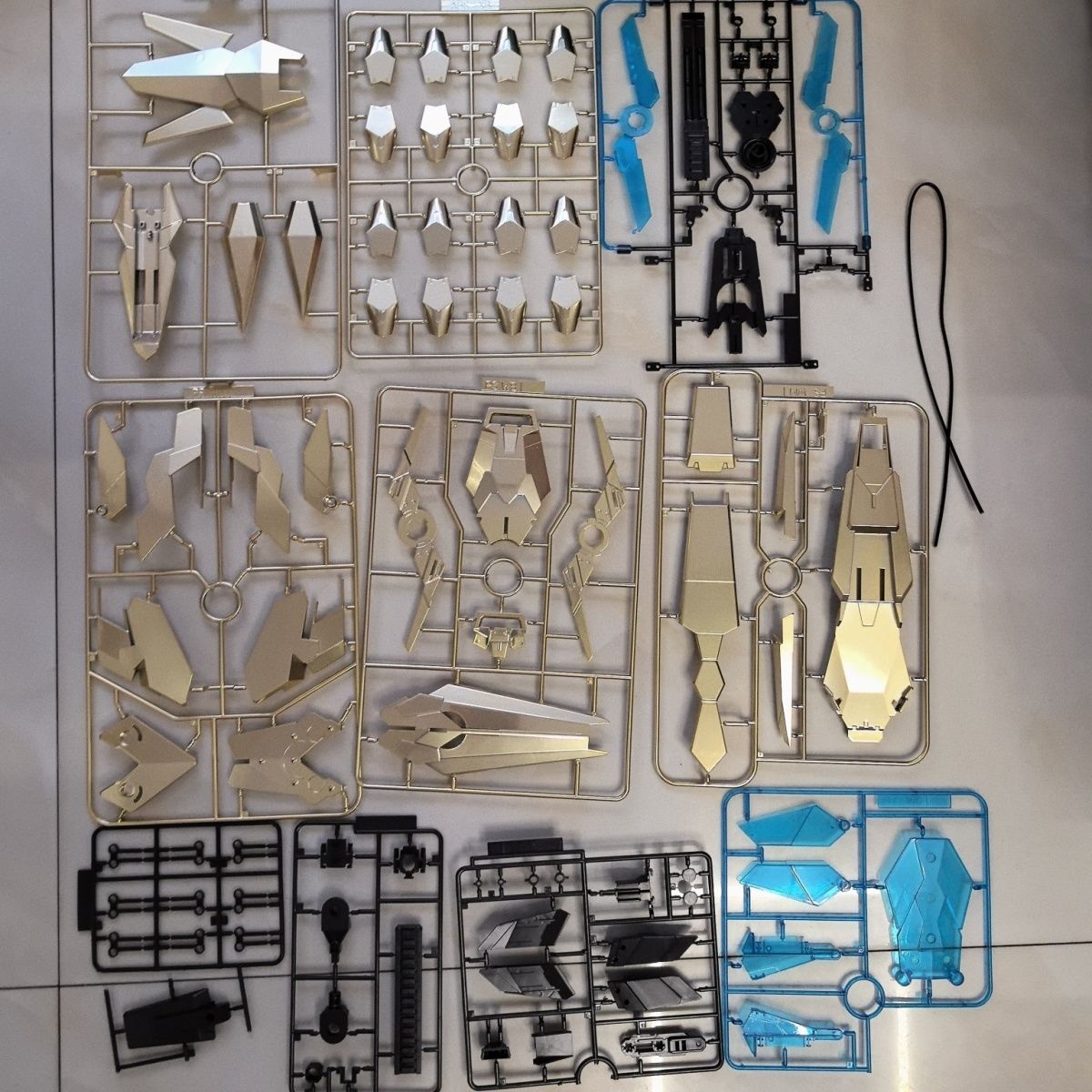 大班PG独角兽 金独角兽 PG菲尼克斯 1/60 大盾带尾巴 模型补件