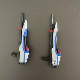 万代 RG 14 1/144 强袭自由 双枪 ZGMF-X20A 高达拼装模型补件