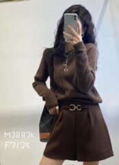 YMQY原创设计品牌秋冬款简约百搭圆领显瘦单排扣纯色针织开衫毛衣