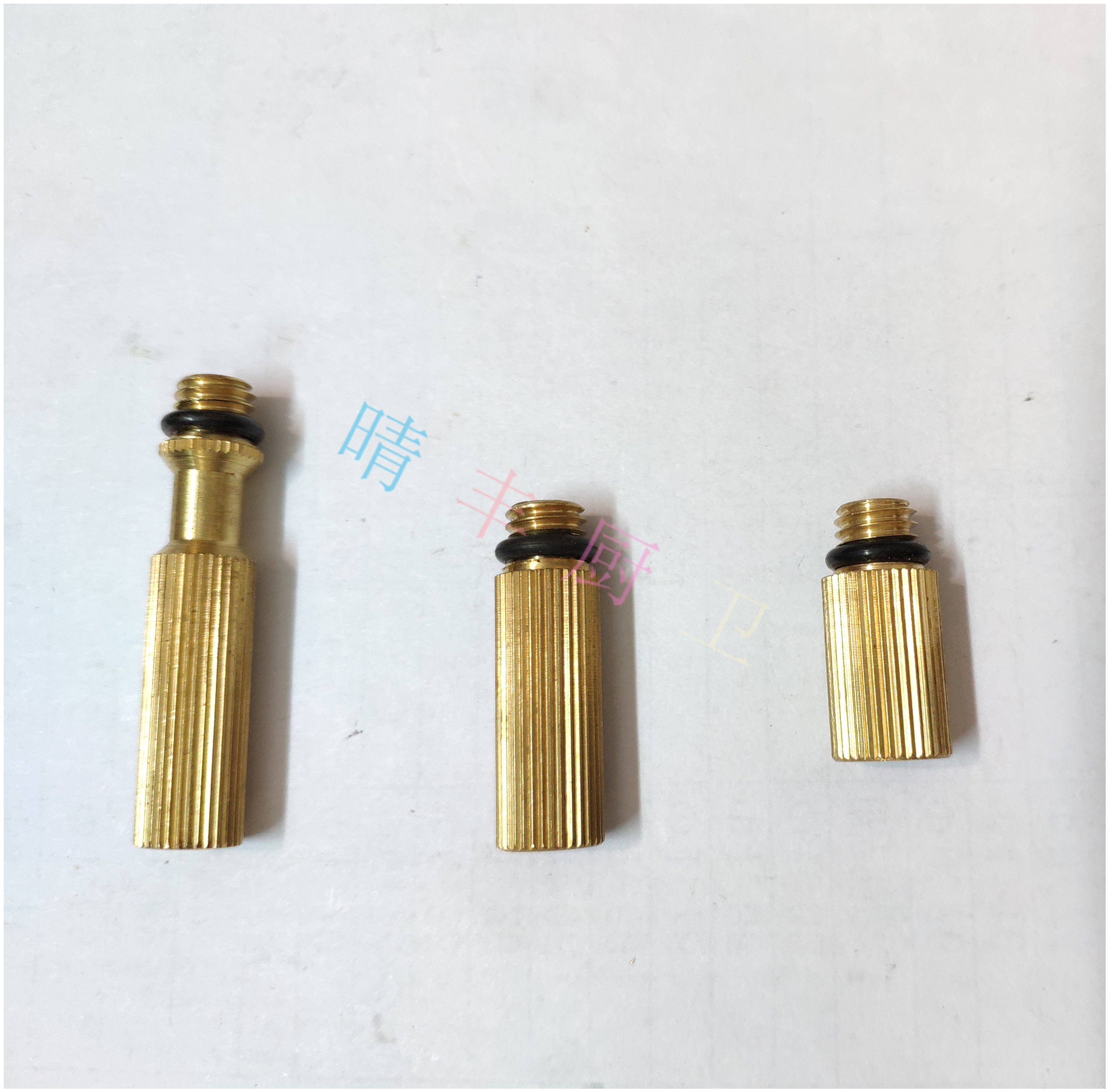 万家乐原装热水器安全阀
