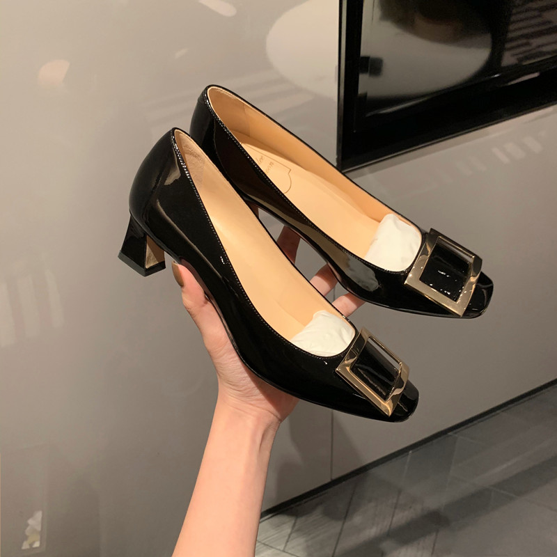 单鞋女韩版金属方扣粗跟通勤女鞋