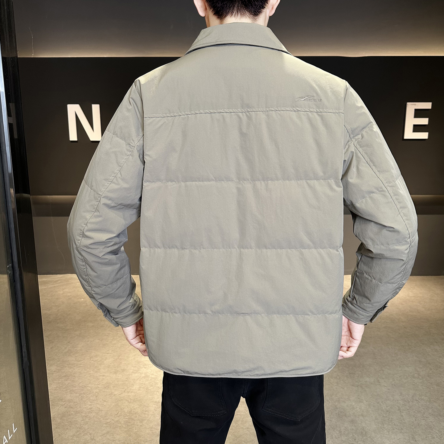 标90轻薄羽绒服男冬季潮流翻领短款外套男士夹克Y2522-P195，男装夹克，电商A239