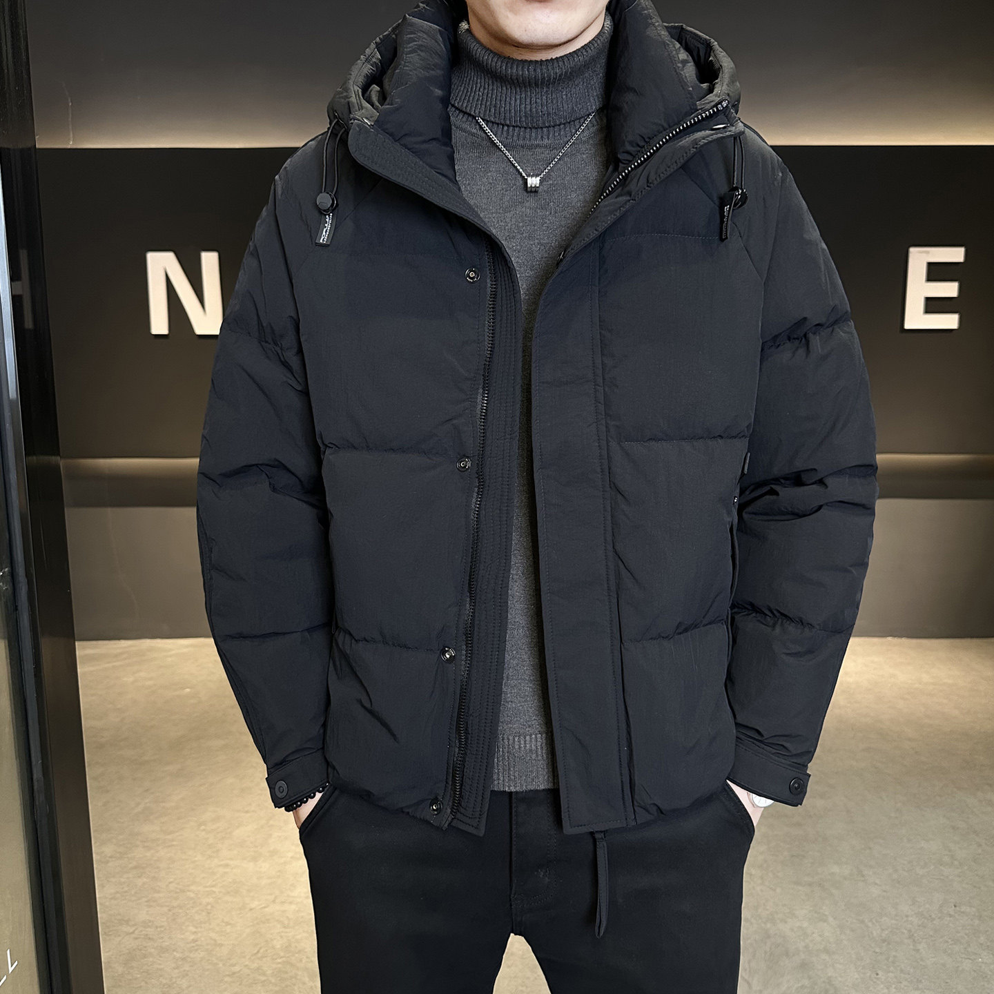 冬季店主风新款连帽标羽绒服男短款保暖羽绒外套Y2597-P235,男装羽绒服,电商A239