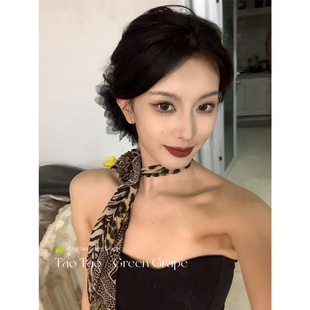 韩系咖色豹纹长条丝巾系脖女2025新款薄款高级感围脖飘带围巾配饰