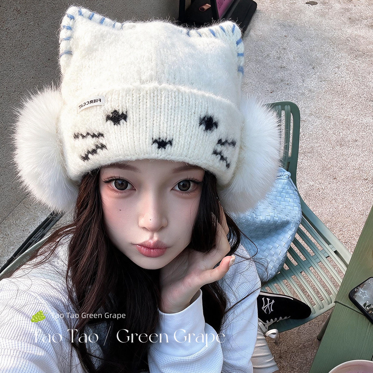 可爱白色小猫毛绒护耳针织毛线帽女秋冬加厚保暖显脸小猫耳朵帽子