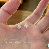 超闪锆石圣诞雪花S999纯银耳钉女2025新款 精致小巧高级养耳洞耳环