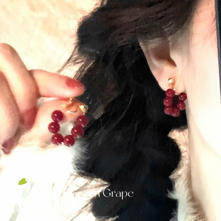 新中式无耳洞耳夹复古红色串珠耳环气质女2025新款巨好看新年耳饰