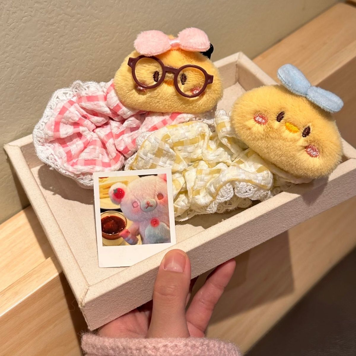 新款毛绒小鸡香蕉夹竖夹甜美少女心马尾夹后脑勺盘发显发量鲨鱼夹