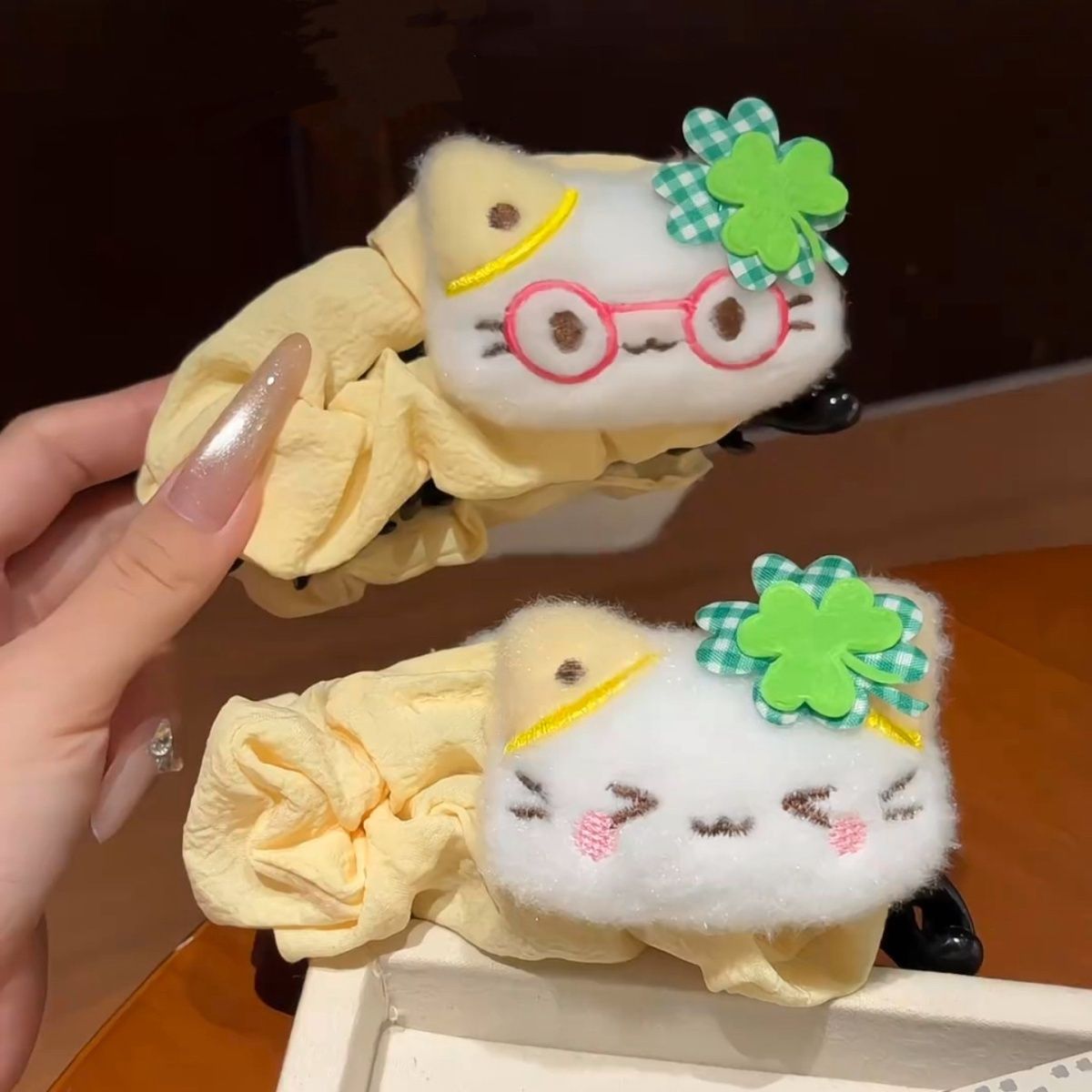 四叶草幸运小猫发圈香蕉夹可爱卡通表情猫咪学生丸子爆款礼物