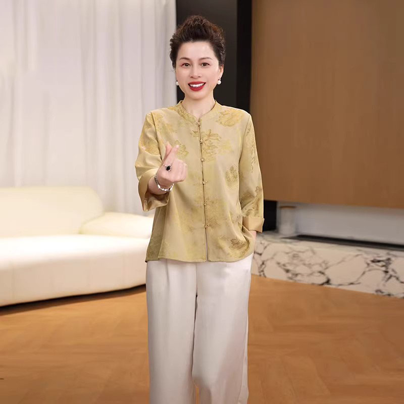 妈妈装2025夏装新款中国风上衣洋气V领衬衫中年女装宽松小衫套装