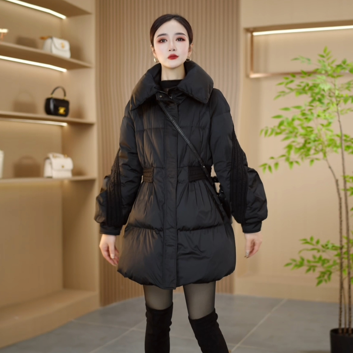 冬季新款优雅白鸭绒羽绒服2025年时尚洋气显瘦减龄休闲保暖外套女