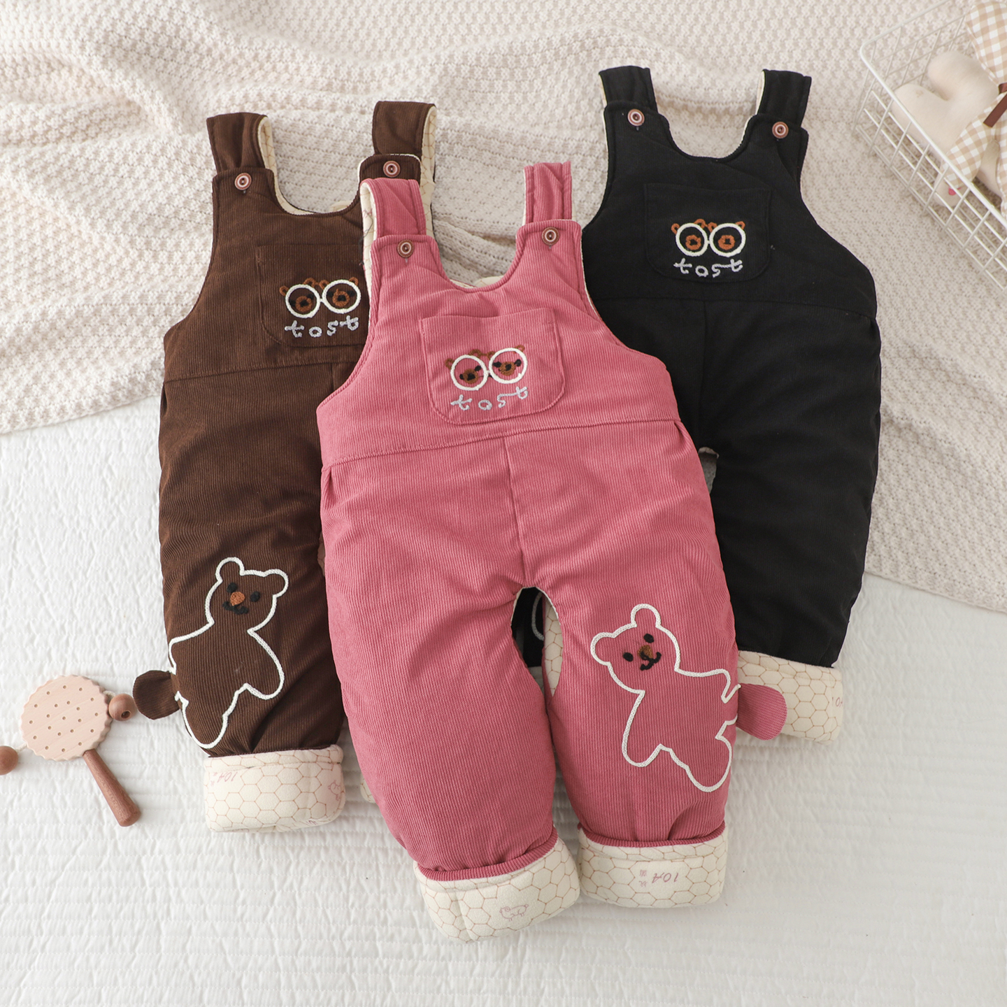 婴儿背带裤开裆棉裤秋冬外穿男女童保暖裤子宝宝连身裤一条过冬