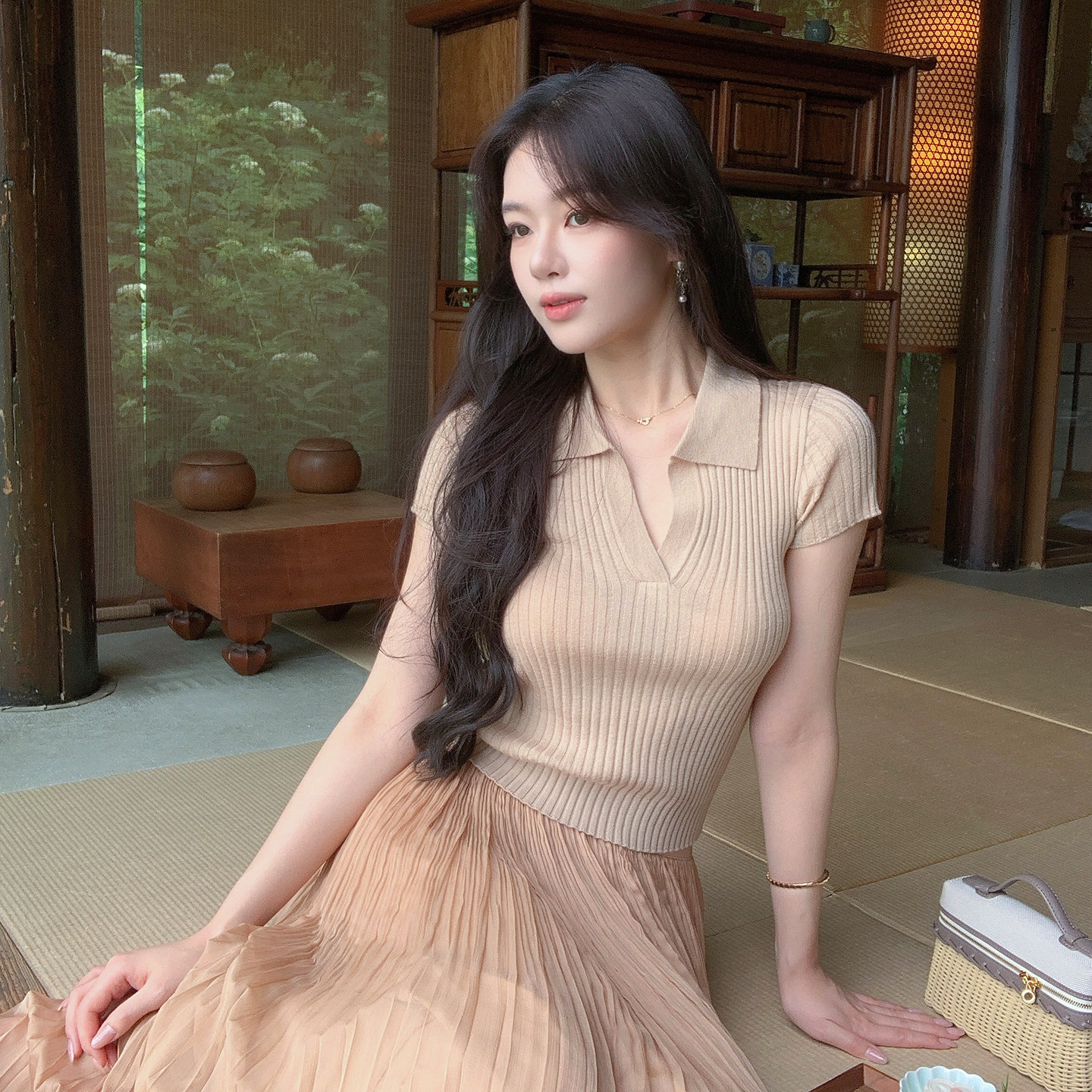 ByYou 夏季新款粉色翻领天丝羊毛针织短袖T恤衫女薄款v领打底上衣图片