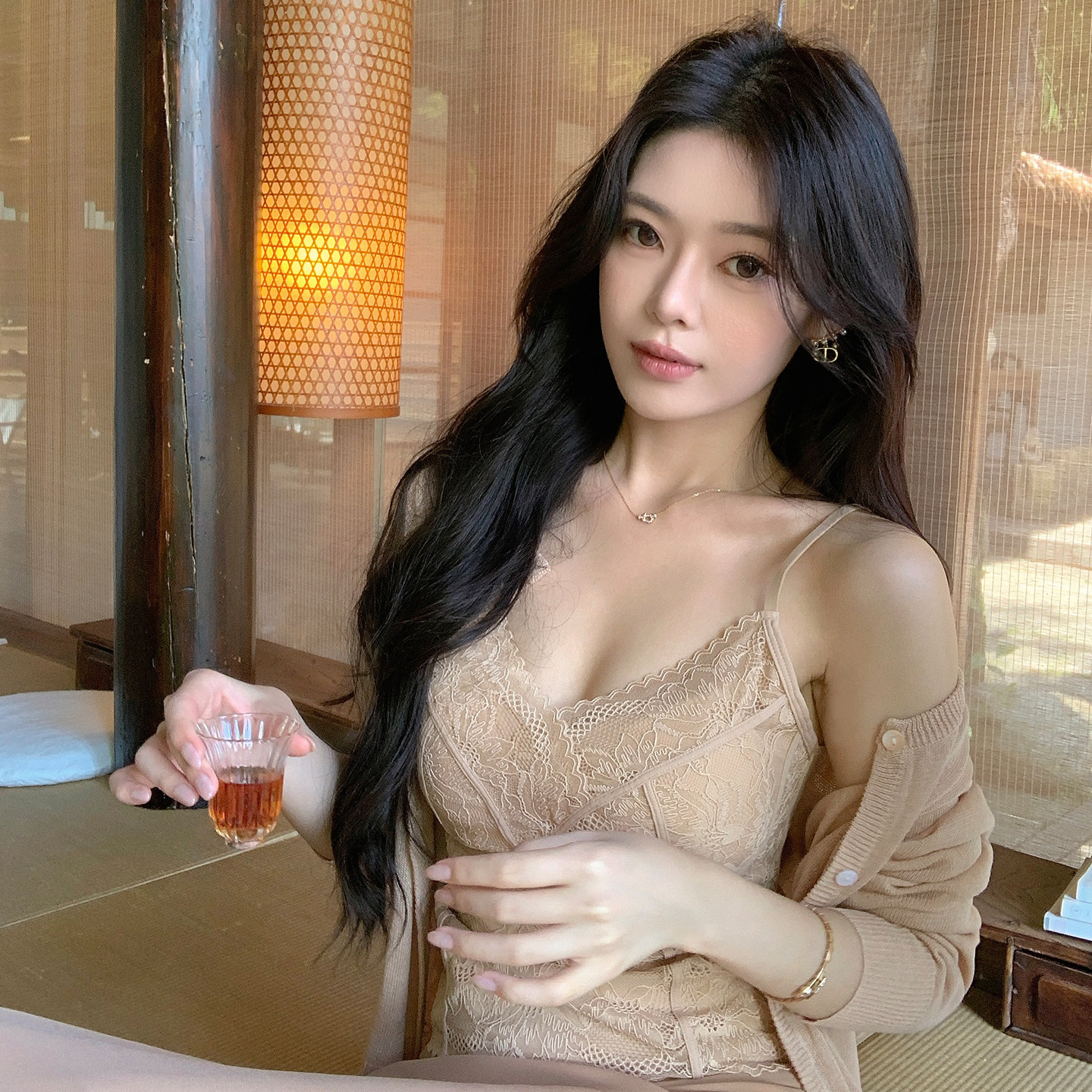 ByYou 薄款粉色带胸垫蕾丝鱼骨吊带背心女夏内搭收腰显瘦打底上衣图片