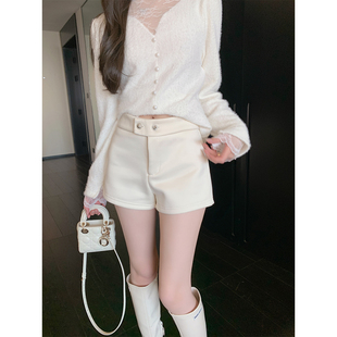 新款 呢子靴裤 微弹羊毛呢白色西装 女高腰A字热休闲裤 短裤 ByYou冬季