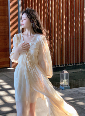 ByYou 春季新款气质泡泡袖v领印花黄色连衣裙长款两件套 含吊带裙