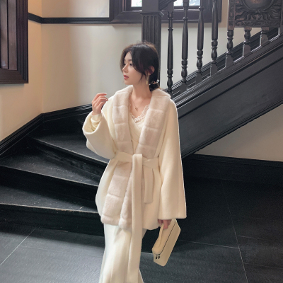 ByYou 冬季新款白色水貂毛拼接环保皮草外套女中长款收腰毛领大衣