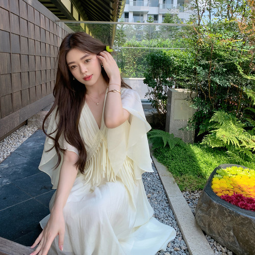 ByYou夏季新款气质蝴蝶袖白色流苏天丝连衣裙薄款v领收腰仙女长裙