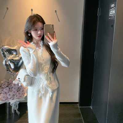 马海毛收腰毛边设计珍珠扣毛衣