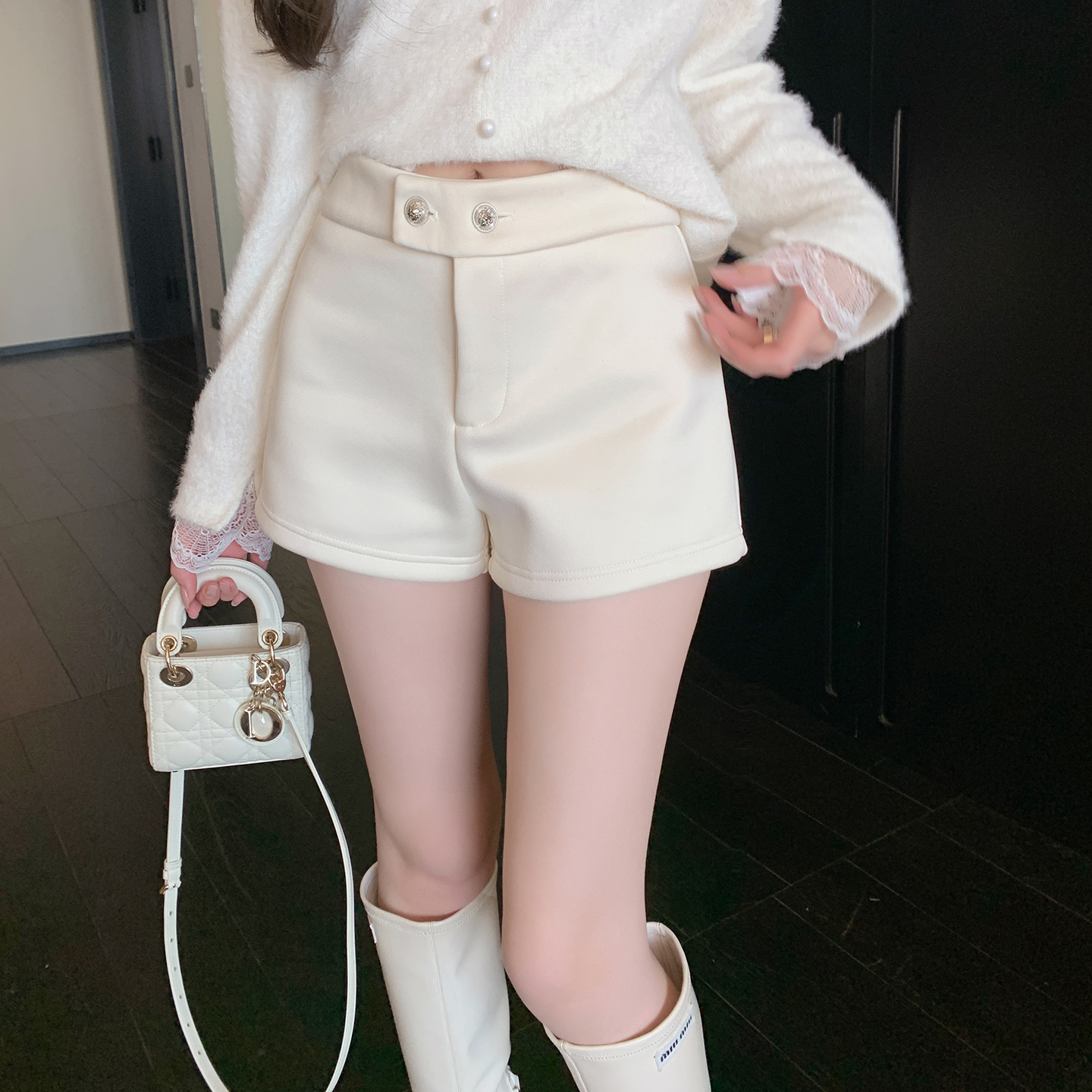 12/10ByYou 秋冬标配 超好穿两颗扣百搭微弹高腰短裤