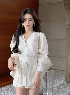ByYou 秋季灯笼袖长袖白色收腰棉麻衬衫外套套装女高腰短裤两件套