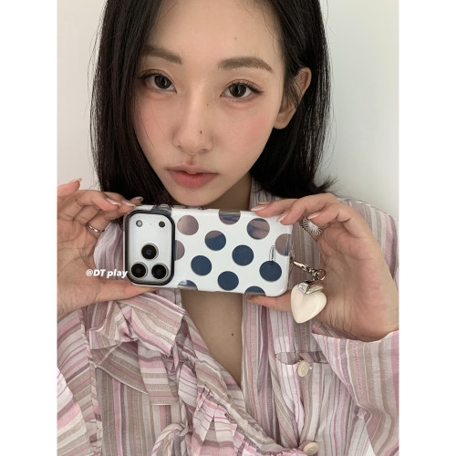 DT play 蓝白黑波点爱心时髦韩女氛围韩国ins博主小众设计适用于iphone17promax/16/15苹果14/13手机壳保护套