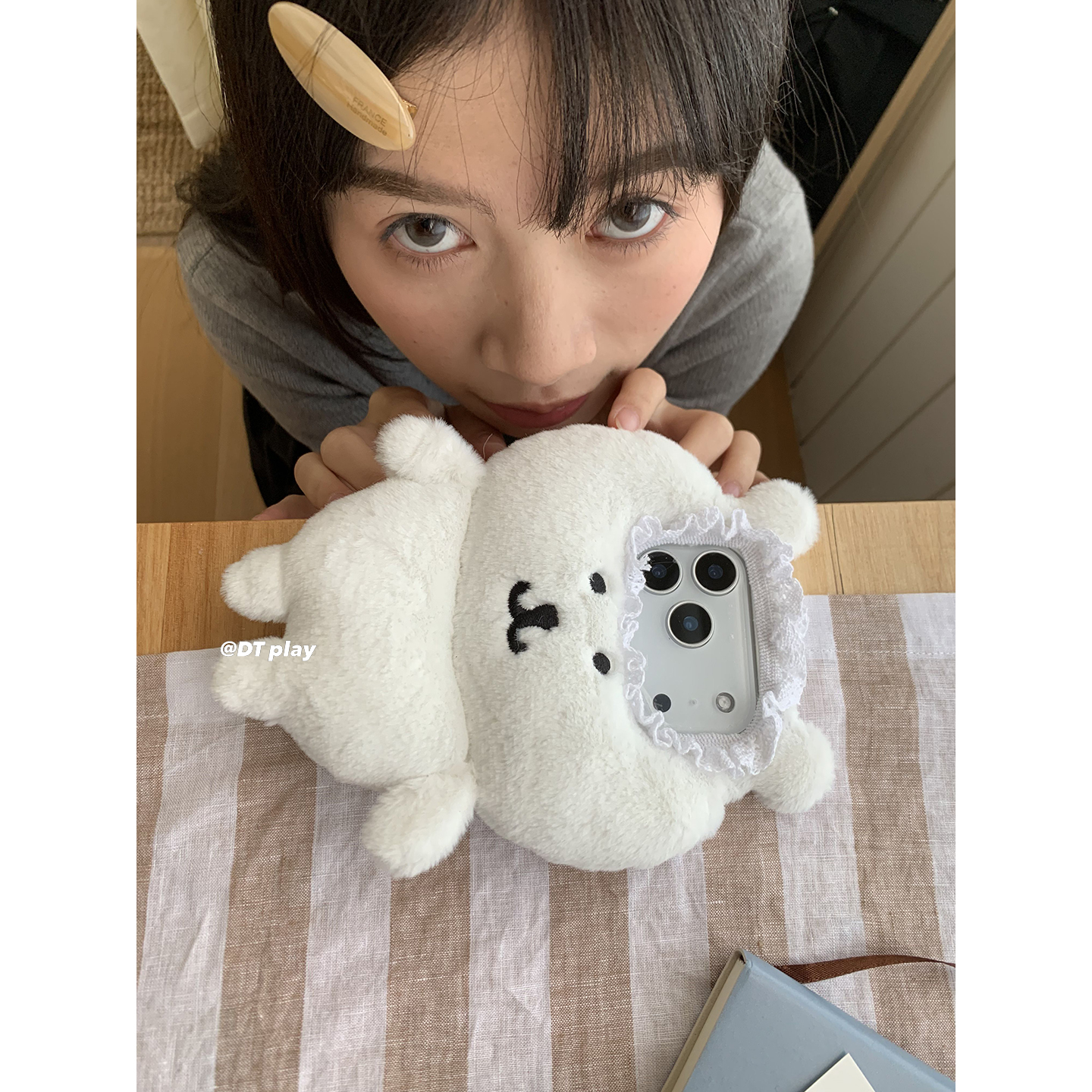 DT play qia萌可爱白色小熊秋冬毛绒韩国ins博主小众设计适用于iphone17promax/16/15苹果14/13手机壳保护套