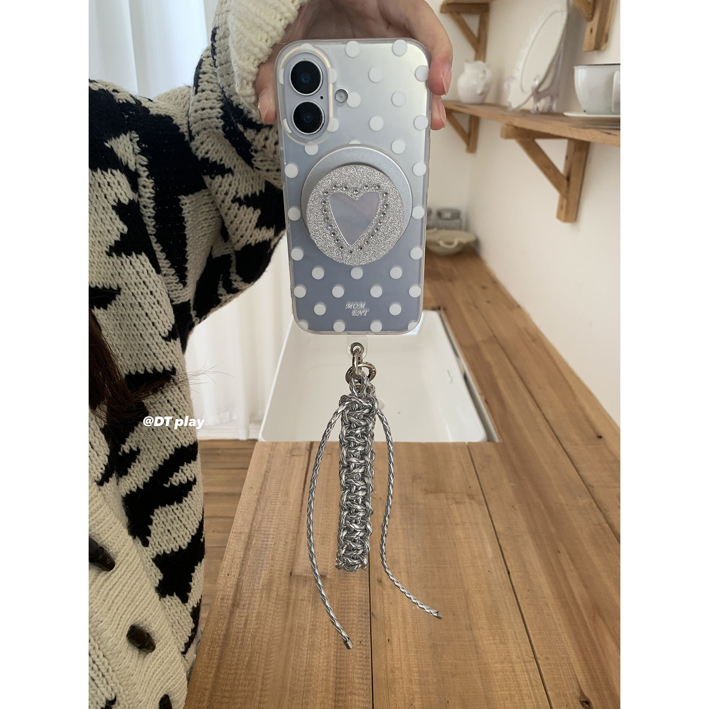DT play 时髦银色波点爱心镜子编织绳韩国ins博主小众设计适用于iphone17promax/16/15苹果14/13手机壳保护套