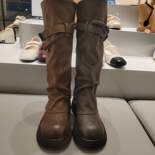 卓诗尼厚底粗跟时装靴女2026秋冬