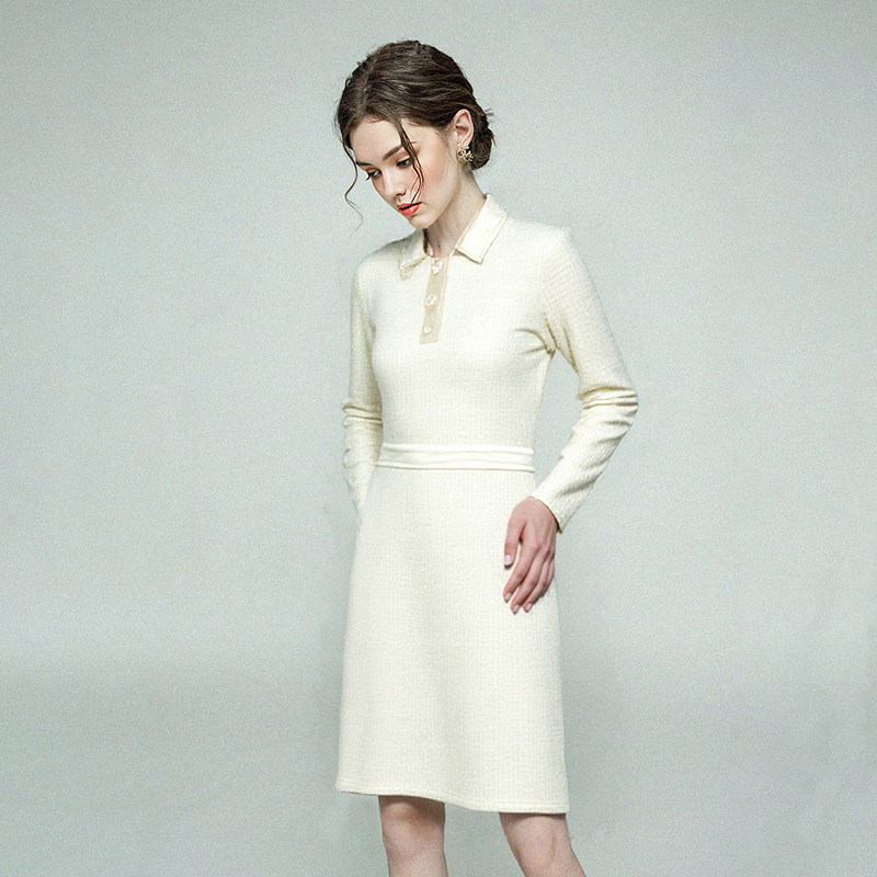 连衣裙女2025早秋新款简单大方高级感穿搭今年流时尚行气质裙子