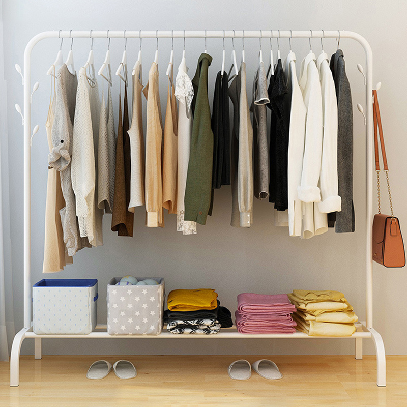 易瑞斯挂衣架现代家用卧室铁艺