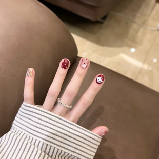 手绘卡通图案显白波点短款 美甲穿戴甲纯手工打造