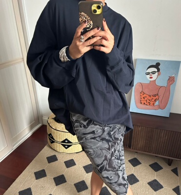 大廓形ADE圆领落肩设计经典延续