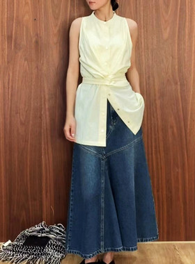 Dakiyo KO 极简解构直角肩 兜兜系结短款无袖衬衫 两色KIA