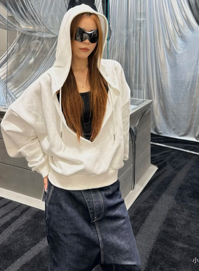 RARELY 散步系列宽松短款V领连帽卫衣 黑色/碳灰/白色